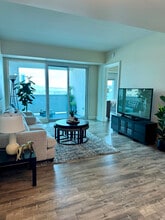 2700 Las Vegas Blvd S, Unit 2004 in Las Vegas, NV - Building Photo - Building Photo