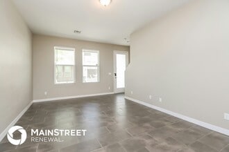 2000 N 36th St in Phoenix, AZ - Foto de edificio - Building Photo