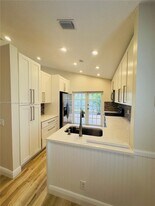793 Chimney Rock Rd in Weston, FL - Building Photo