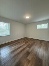 3255 Glenco Dr in Decatur, GA - Building Photo - Building Photo