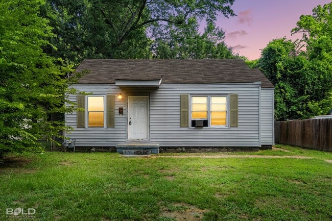 property at 3920 Huston St