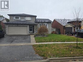 185 Iroquois Ave in Oshawa, ON - Building Photo