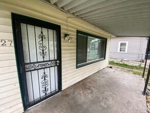 1827 Wilcox St in Indianapolis, IN - Building Photo - Building Photo
