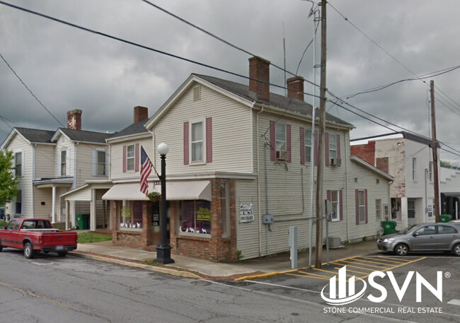 130 N Main St in Harrodsburg, KY - Building Photo - Building Photo