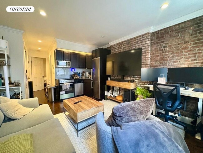 254 W 15th St in New York, NY - Foto de edificio - Building Photo
