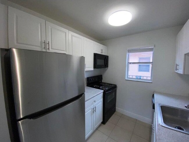 property at 550 SW 2nd Ave