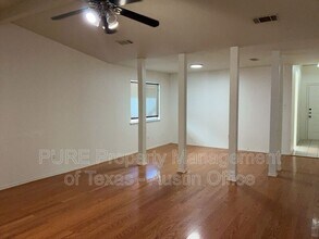 6005 Avery Island Ave in Austin, TX - Building Photo - Building Photo