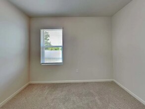 565 Haleybury St SW in Palm Bay, FL - Building Photo - Building Photo