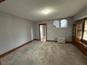 3024 West Blvd in Cleveland, OH - Building Photo - Building Photo