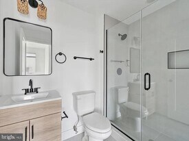 2520 N Front St in Philadelphia, PA - Building Photo