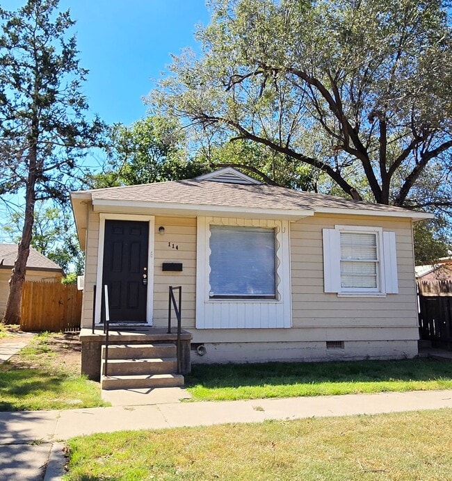 property at 1700 S Taylor St