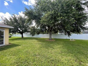 1908 NE 7th Ave in Cape Coral, FL - Building Photo - Building Photo