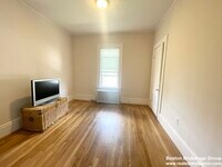 158 Boston St photo'