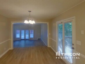 1918 Cross Creek Dr in Murfreesboro, TN - Building Photo - Building Photo