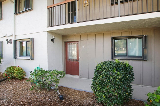 1600 NE Dixie Hwy in Jensen Beach, FL - Building Photo - Building Photo