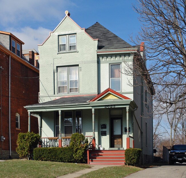 2623 Melrose Ave in Cincinnati, OH - Building Photo - Building Photo