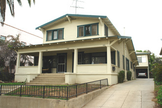 4431-4435 Ambrose Ave in Los Angeles, CA - Building Photo - Building Photo