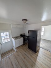 933 Ashland Rd in Mansfield, OH - Foto de edificio - Building Photo