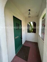 1445 S Canfield Ave in Los Angeles, CA - Building Photo - Building Photo
