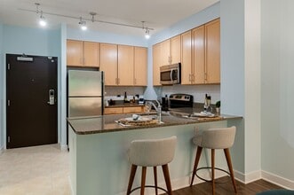 Cortland Mount Vernon in Washington, DC - Foto de edificio - Building Photo