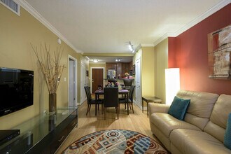 912 F St NW in Washington, DC - Building Photo - Building Photo