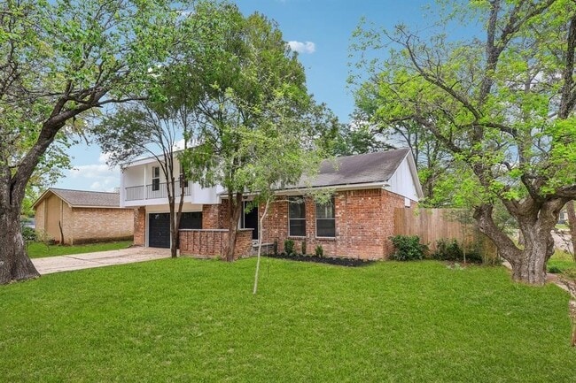 4031 Rushcroft Dr in Houston, TX - Building Photo - Building Photo