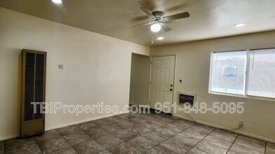 515 Ramona Ave N in San Bernardino, CA - Building Photo - Building Photo