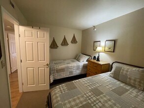 759 C Boulder Ct in Stateline, NV - Building Photo - Building Photo