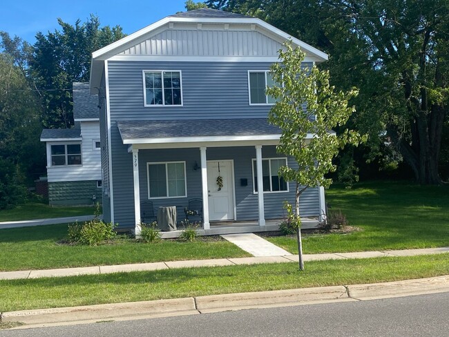 property at 579 W Muskegon Ave
