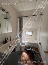 65 W 24th St in Bayonne, NJ - Building Photo - Building Photo