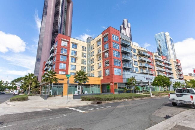 property at 400 Keawe St