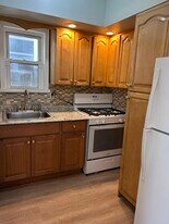 195 Cambridge Ave, Unit 195 Cambridge Ave Apt #1 in Garfield, NJ - Building Photo