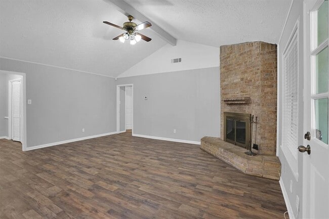 9611 Huntington Hill Dr in Houston, TX - Building Photo - Building Photo