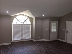 7919 Goldleaf St in Orlando, FL - Building Photo - Building Photo