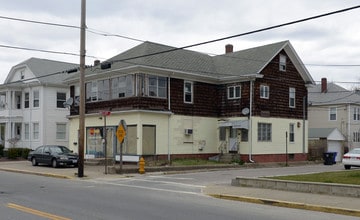 1101-1103 Lonsdale Ave in Central Falls, RI - Building Photo - Building Photo