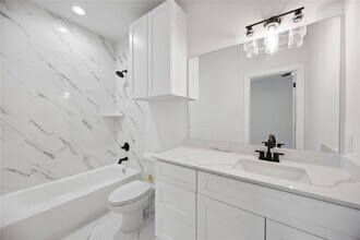 4133 Mallow St in Houston, TX - Building Photo - Building Photo