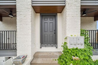 1435 S Peoria Ave in Tulsa, OK - Building Photo - Building Photo