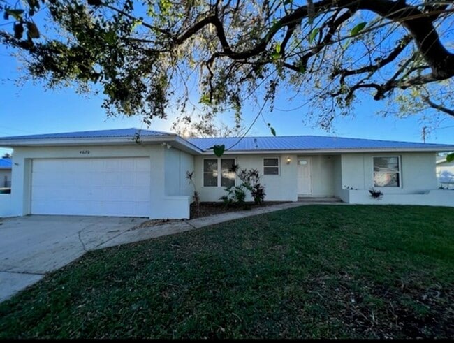 property at 4670 Herman Cir