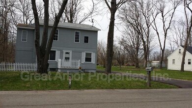 1061 Centennial Ave in Superior Township, MI - Building Photo - Building Photo