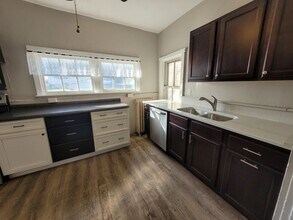 55 N Church St in Ephrata, PA - Building Photo - Building Photo