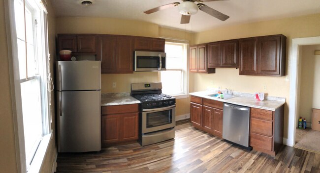 5435 Fifth Ave in Pittsburgh, PA - Building Photo - Building Photo