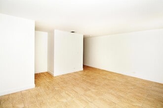 630 Prosperity Farms Rd in North Palm Beach, FL - Building Photo - Building Photo