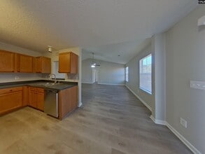 162 Cogburn Rd in Columbia, SC - Building Photo - Building Photo