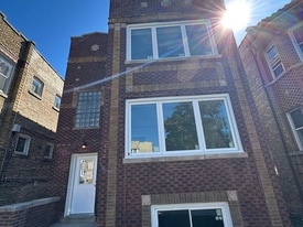 1823 Oak Park Ave in Berwyn, IL - Building Photo