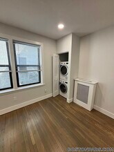 19 Peterborough St, Unit 8 in Boston, MA - Foto de edificio - Building Photo