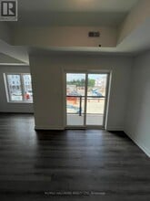 940 St David St N in Fergus, ON - Building Photo - Building Photo