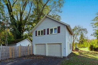 81 Kingwood Stockton Rd in Stockton, NJ - Building Photo - Building Photo