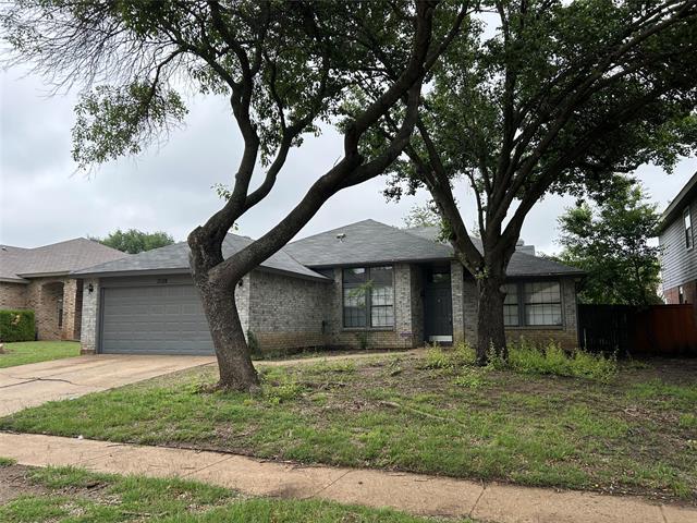 property at 3108 Clovermeadow Dr