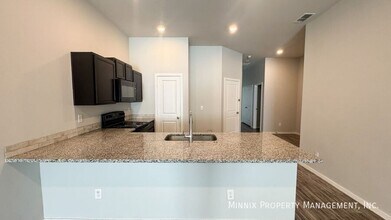 2137 N Texas Ave in Lubbock, TX - Building Photo - Building Photo