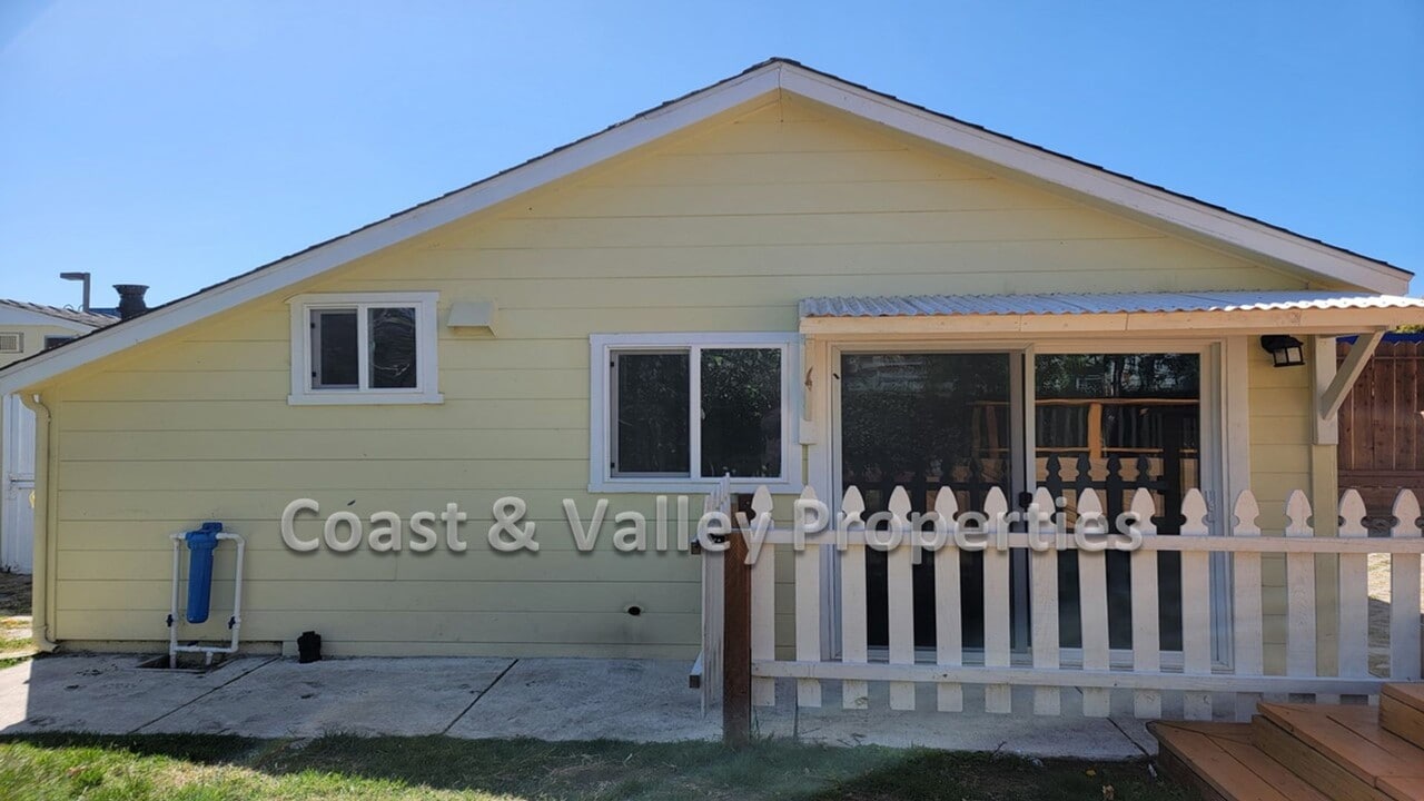 1 Second St in Salinas, CA - Building Photo
